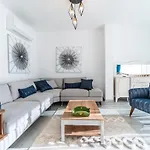 Contemporary Luxury Villa in Yalıkavak Center