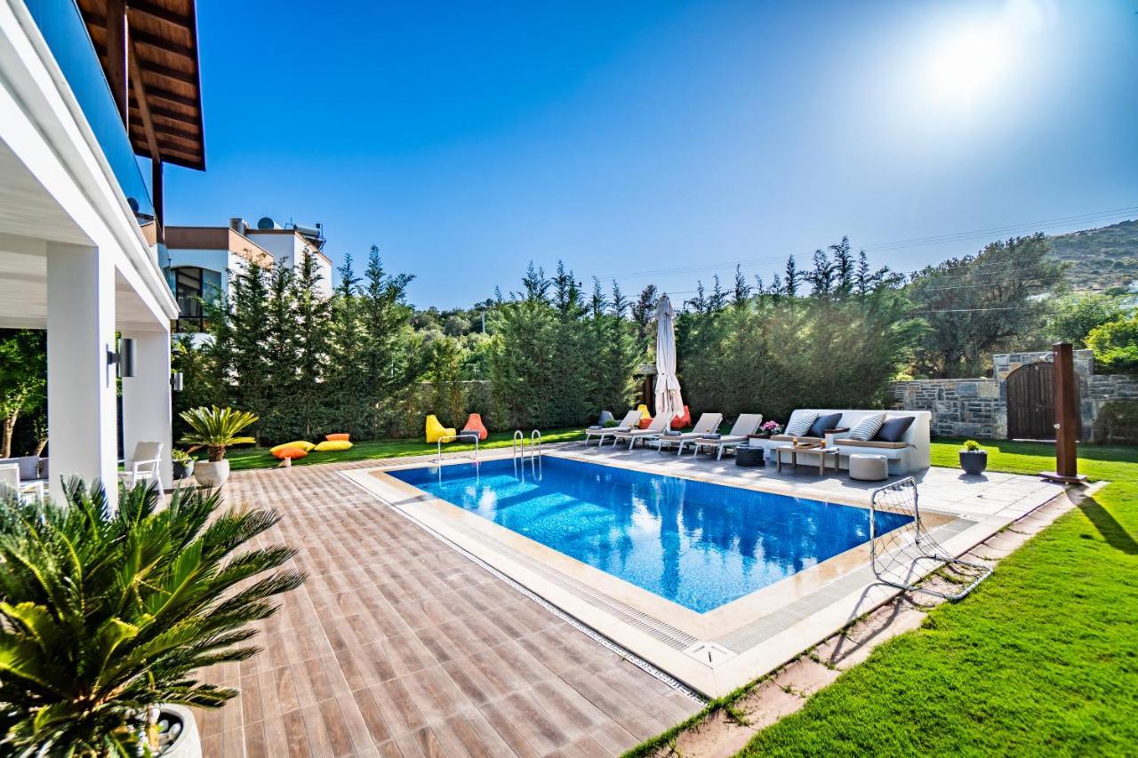 Villa Contemporary Luxury In Yalıkavak Center